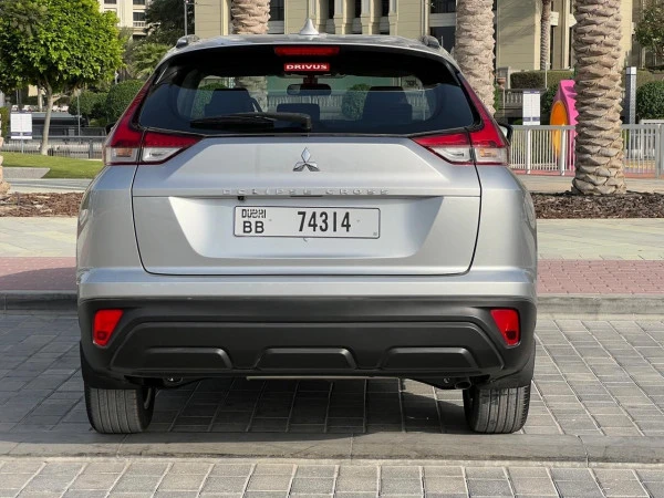  Grey Mitsubishi Eclipse Photo 3