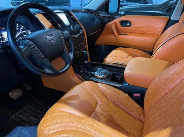  Grise Nissan Armada Photo 2