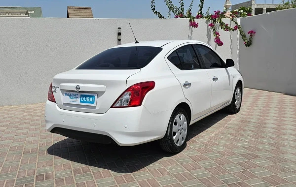  Grise Nissan Sunny Photo 5