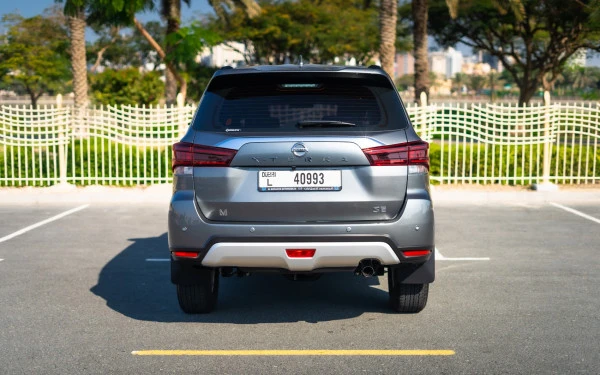  Grey Nissan Xterra Photo 3