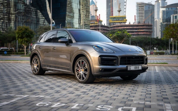  Grey Porsche Cayenne GTS Photo 3