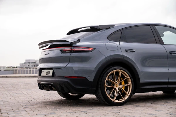  Grau Porsche Cayenne GTS Photo 7