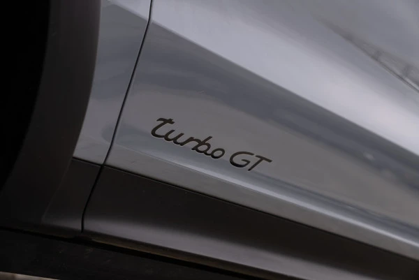  Grau Porsche Cayenne GTS Photo 18