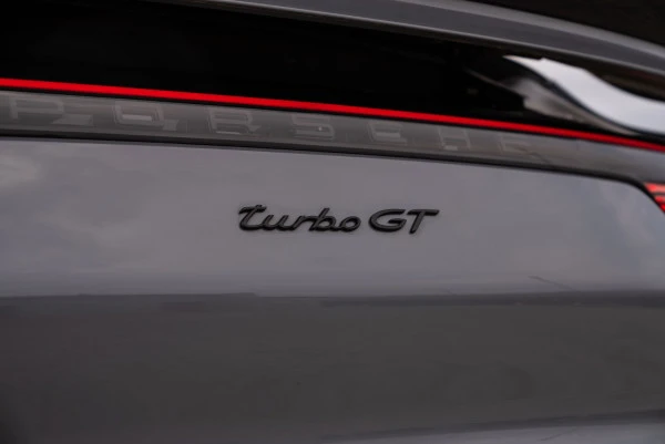  Grau Porsche Cayenne GTS Photo 20