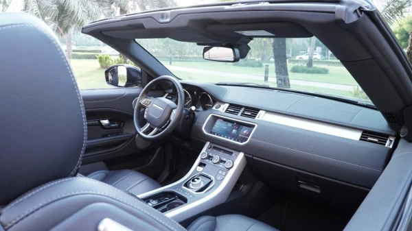  Grey Range Rover Evoque Photo 2