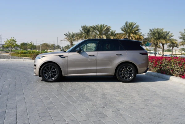  Grey Range Rover Sport Photo 2