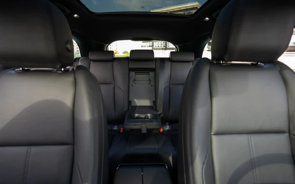  Grey Range Rover Velar Photo 9