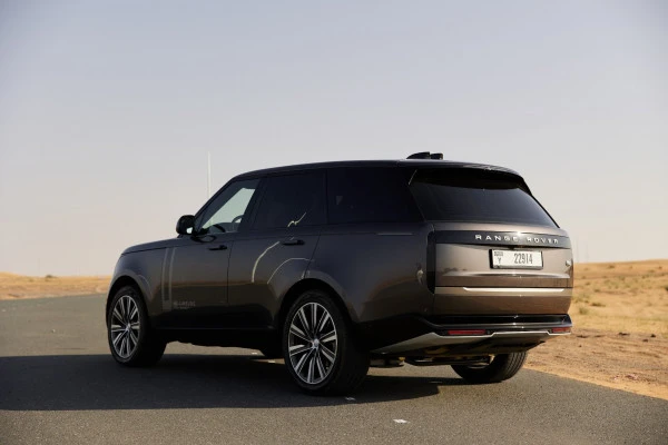  Grey Range Rover Vogue HSE Photo 3