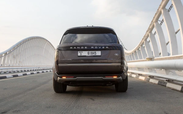  Grey Range Rover Vogue Photo 3