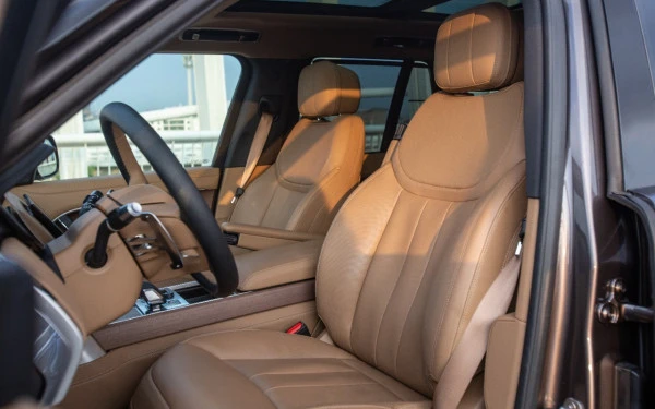  Grey Range Rover Vogue Photo 8