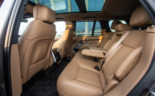  Grey Range Rover Vogue Photo 10