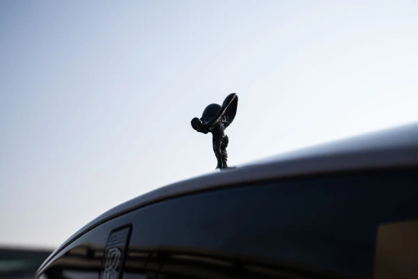  Grey Rolls Royce Cullinan Photo 6