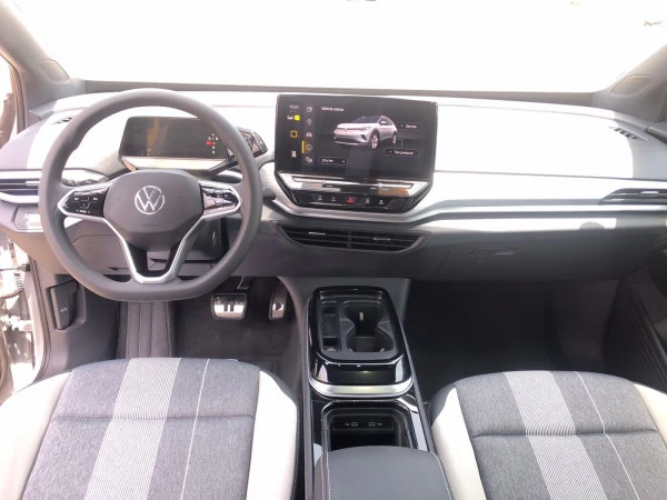  Grey Volkswagen ID.4 Photo 4