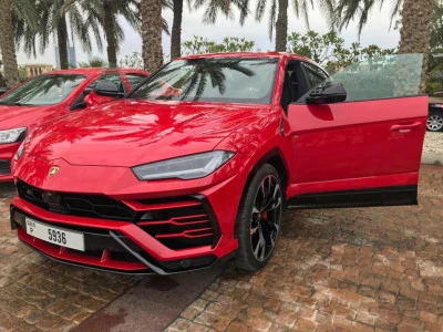  Red Lamborghini Urus Photo 5