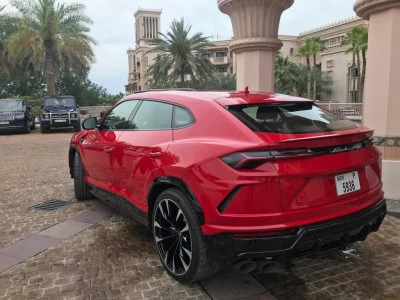  Red Lamborghini Urus Photo 8
