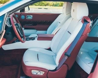  Maroon Rolls Royce Dawn Photo 3