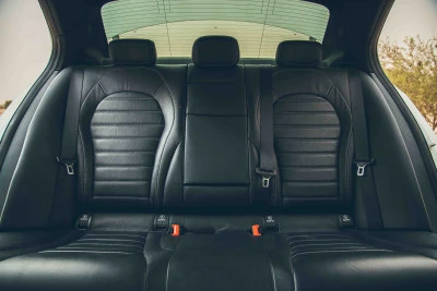  White Mercedes C 200 Photo 9