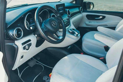  Black Mercedes V Class Photo 6