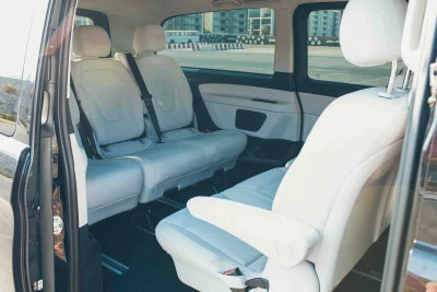  Black Mercedes V Class Photo 7