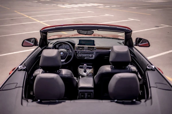  البرتقالي بي ام دبليو 230i Photo 4