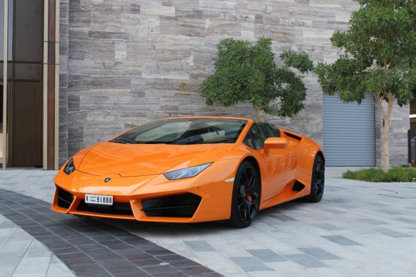  Orange Lamborghini Huracan Spider Photo 2