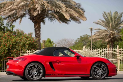  Red Porsche Boxster 981 Photo 2