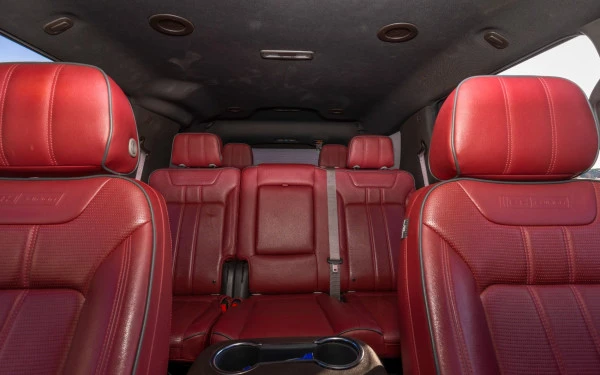  Purple Chevrolet Tahoe Photo 9