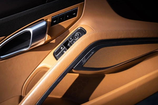  Purple Porsche 911 Turbo S Photo 12