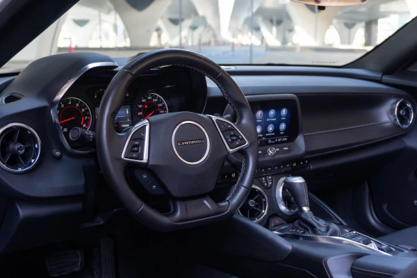  Red Chevrolet Camaro convertible V6 RS Photo 4