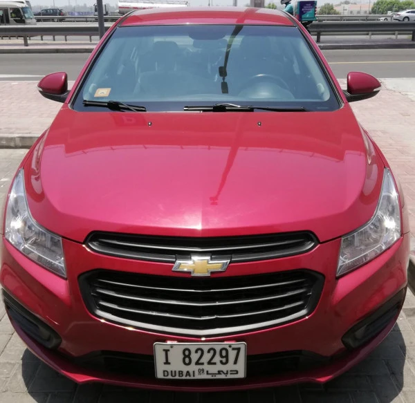  Red Chevrolet Cruze Photo 2