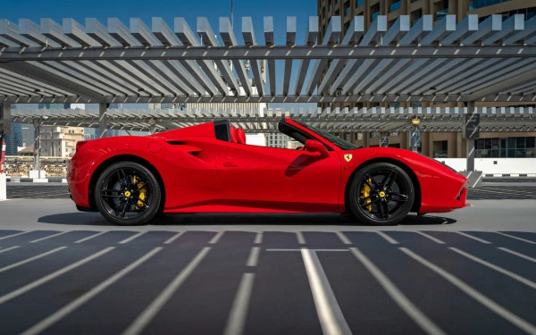  Красный Ferrari 488 Spyder Photo 2