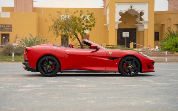  Red Ferrari Portofino Rosso RED ROOF Photo 4