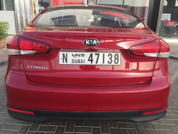  rojo KIA Cerato Photo 2