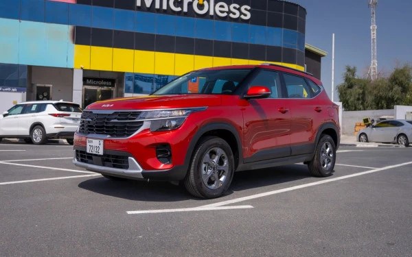  Red KIA Seltos Photo 2