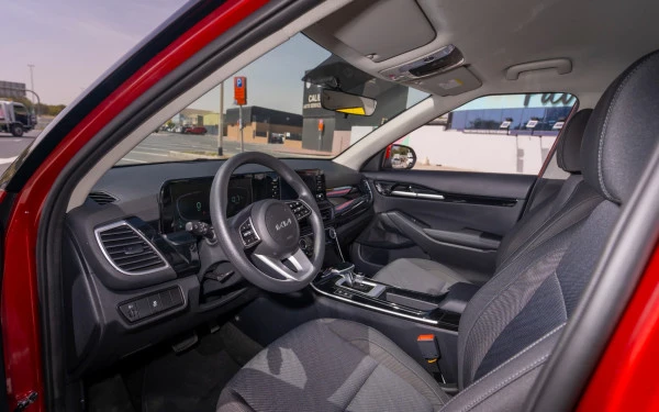  Red KIA Seltos Photo 9