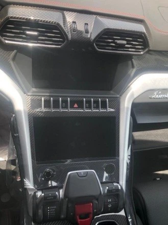  Red Lamborghini Urus Photo 6