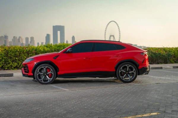  Rosso Lamborghini Urus Photo 2