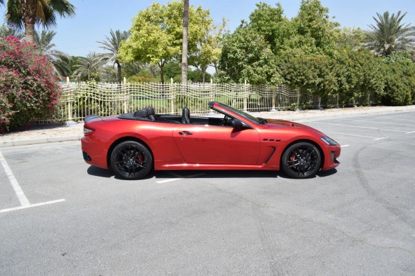  Red Maserati GranCabrio Photo 2