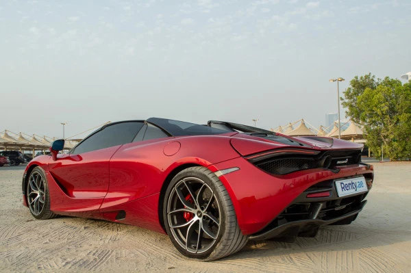 Red McLaren 720 S Spyder Photo 3