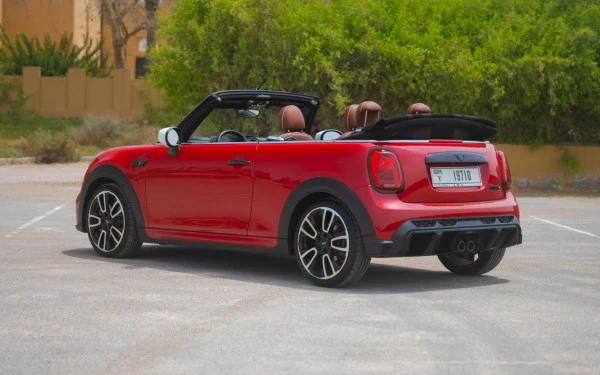  Red Mini Cooper S 2 doors cabrio Photo 4