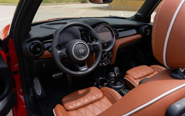  Red Mini Cooper S 2 doors cabrio Photo 5