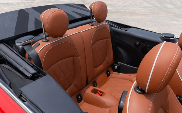  Red Mini Cooper S 2 doors cabrio Photo 9