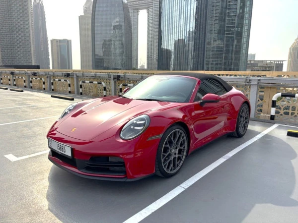 Red Porsche 911 / Carrera Photo 2