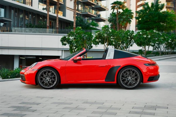  Red Porsche 911 Targa 4 Photo 2