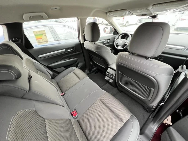  Red Renault Koleos Photo 7