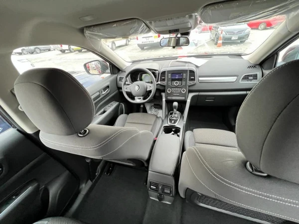  Red Renault Koleos Photo 8