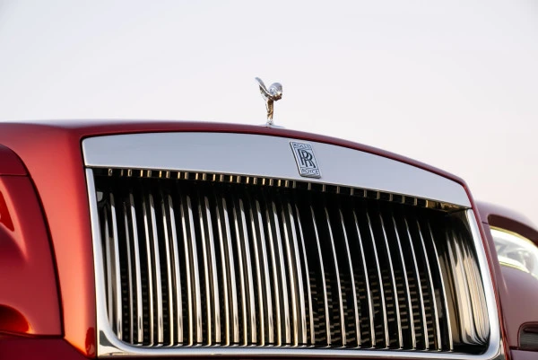  Rouge Rolls Royce Dawn Photo 2