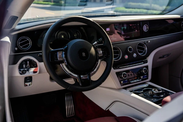  Red Rolls Royce Spectre Photo 7