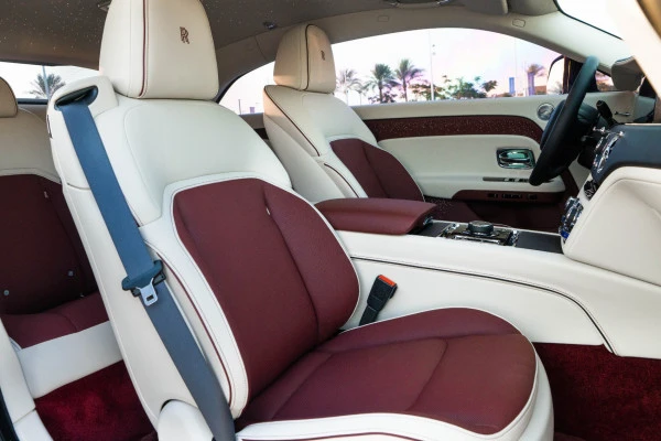  Red Rolls Royce Spectre Photo 9