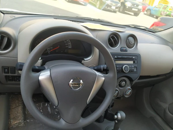  Silver Grey Nissan Micra Photo 2
